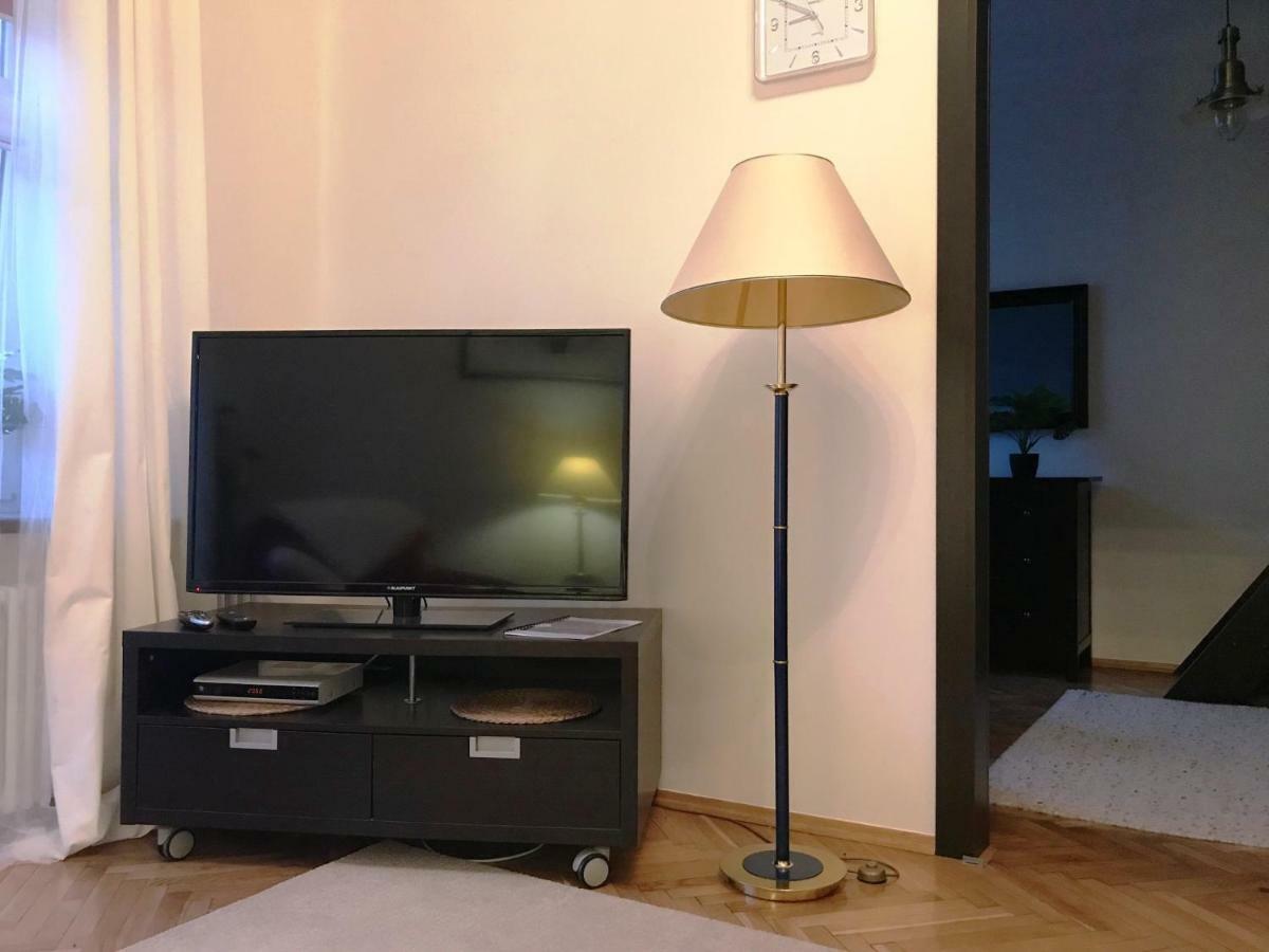 Apartament "Cleopatra 5" Przy Rynku Z Parkingiem, Faktury Vat Appartement Kielce Buitenkant foto