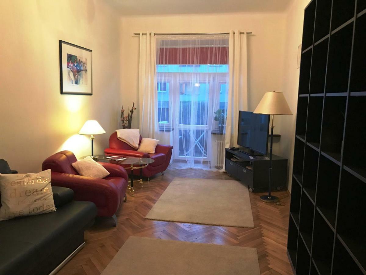 Apartament "Cleopatra 5" Przy Rynku Z Parkingiem, Faktury Vat Appartement Kielce Buitenkant foto