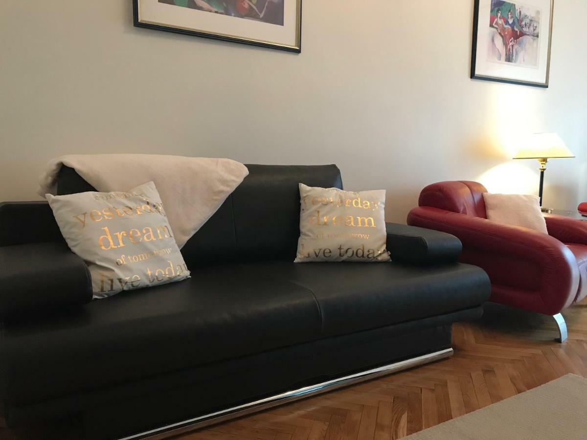 Apartament "Cleopatra 5" Przy Rynku Z Parkingiem, Faktury Vat Appartement Kielce Buitenkant foto